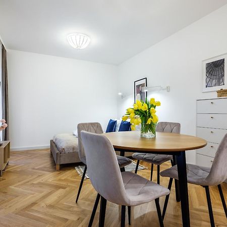 Tyzenhauz Suites Topolowa Kraków Eksteriør billede